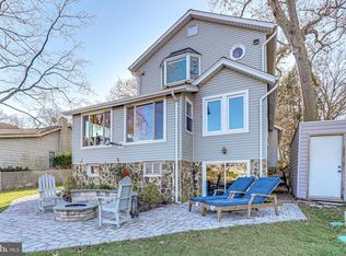 165 River Rd, Pasadena, MD 21122