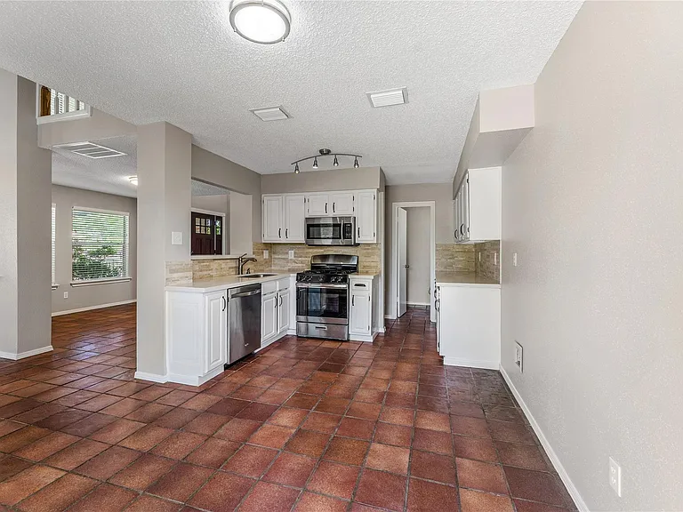 11831 Meadowchase Dr — Photo 11