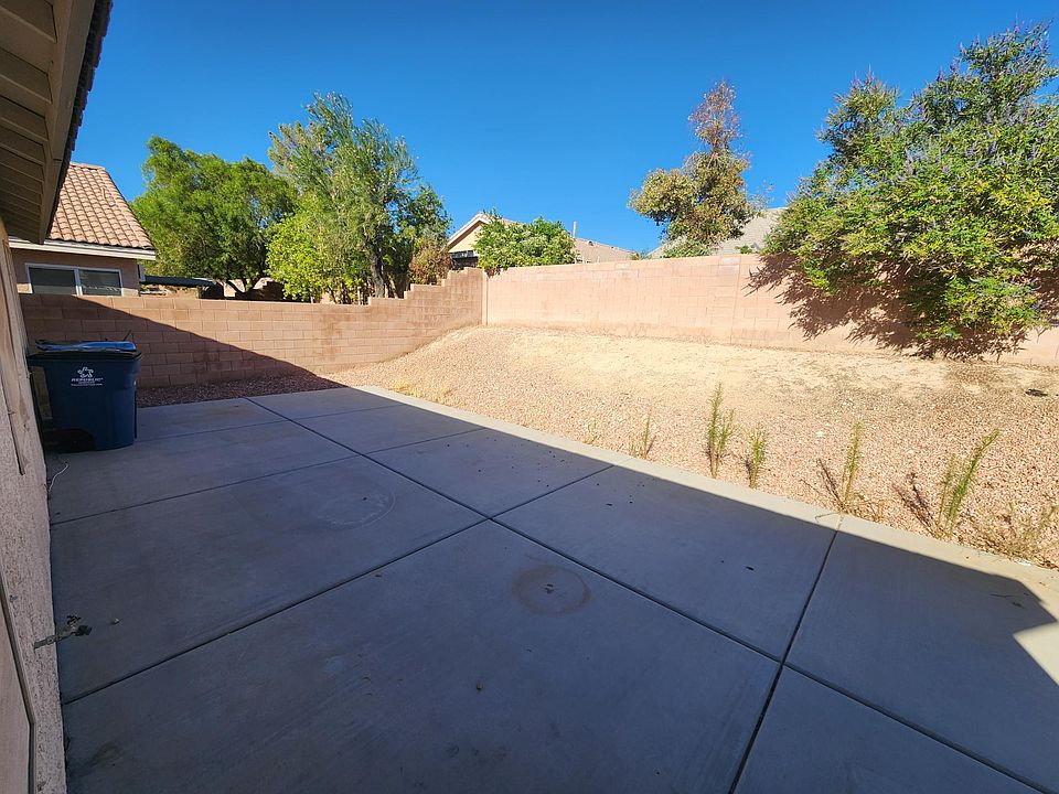 1st image of 2732 Echo Springs St