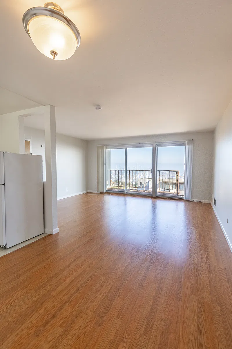 Floor plan 1 bedroom ; 1 bath