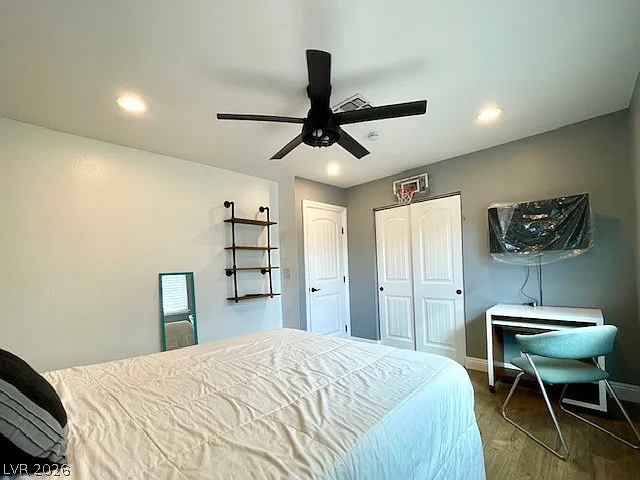 2246 Windsor Dr — Photo 33