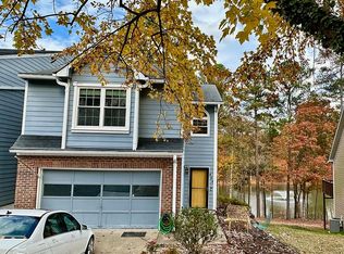 883 Edgewater Cir, Marietta, GA 30062