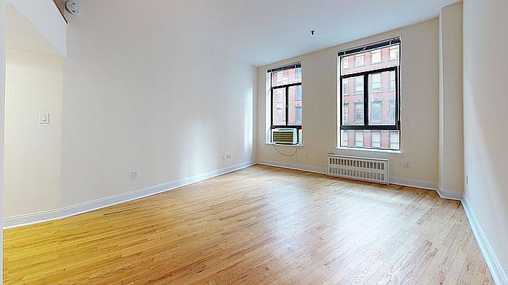 1st image of 1 Astor Pl APT 4R