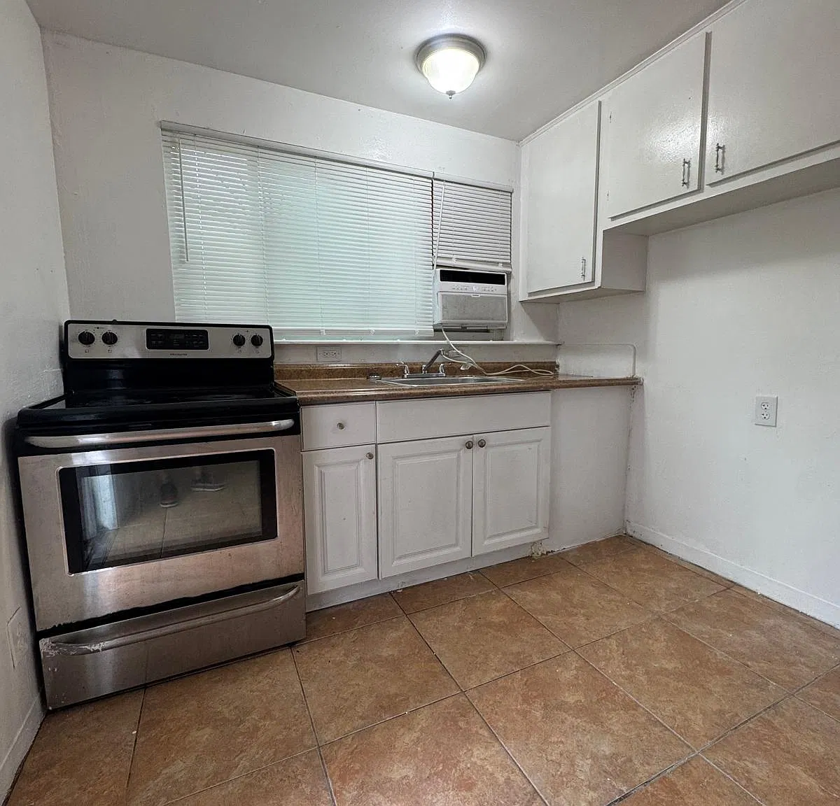201 Northwest 10th Street - 201C — Photo 4