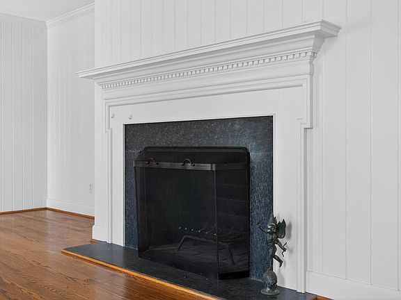 5th image of 1619 Dogwood Ln