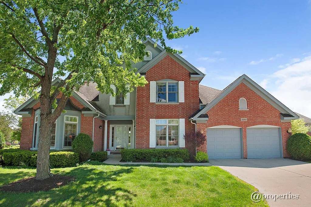2561 Stowe Ct photo 1