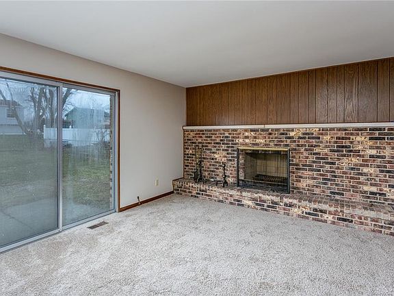 5th image of 311 Highland Dr