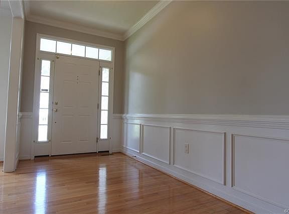 2nd image of 12045 Ivy Hollow Ct