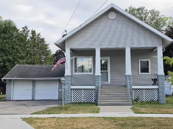 2525 Taylor STREET, Marinette, WI 54143