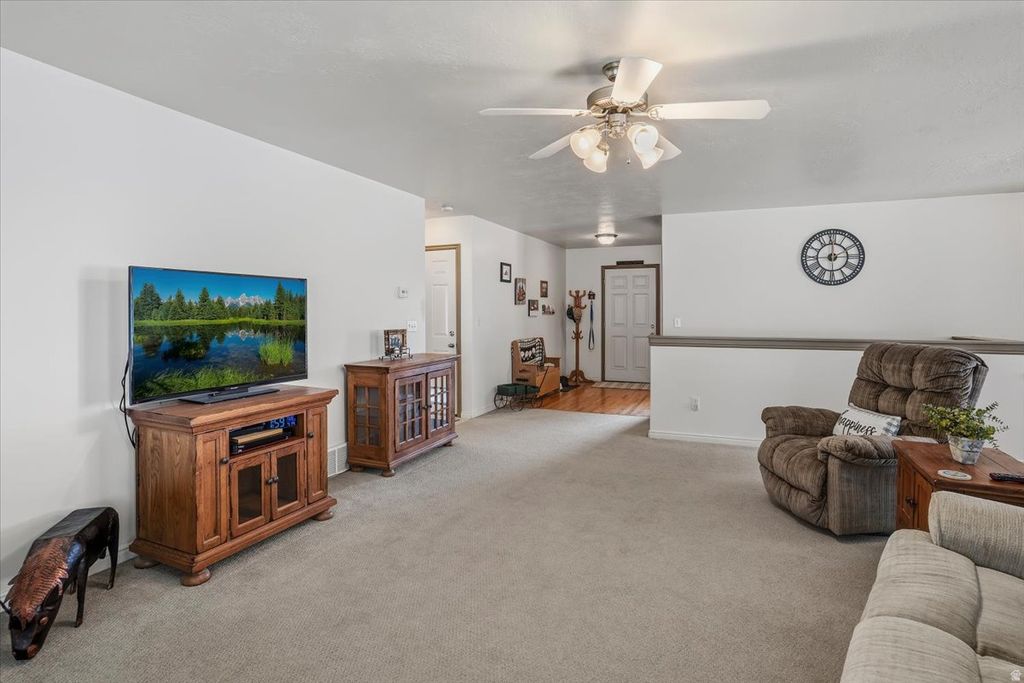 1229 N 2025 W, Layton, UT - View 6