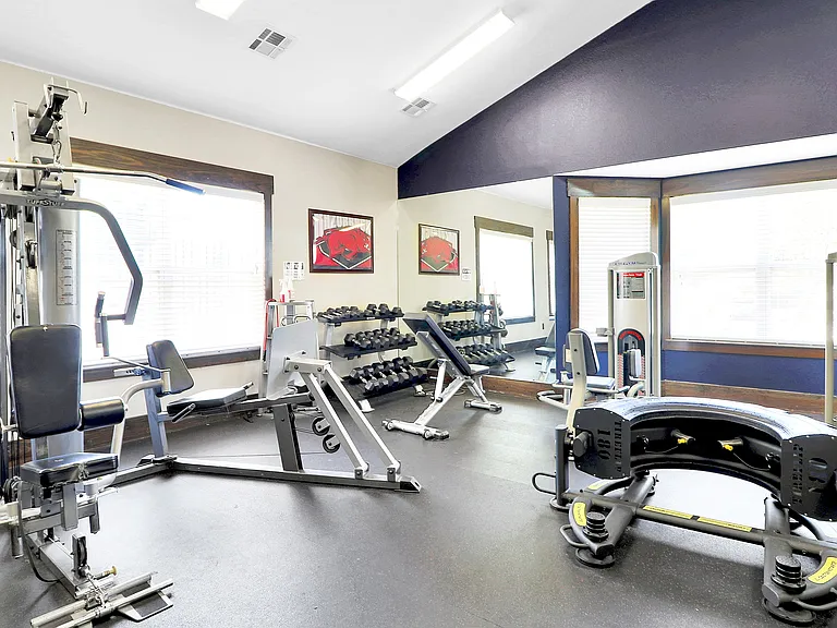 Mountain Ranch Apartments — Photo 41