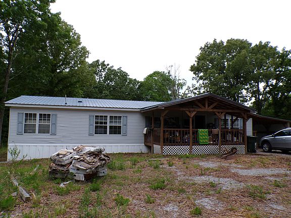 3rd image of 1220 Blue Rd