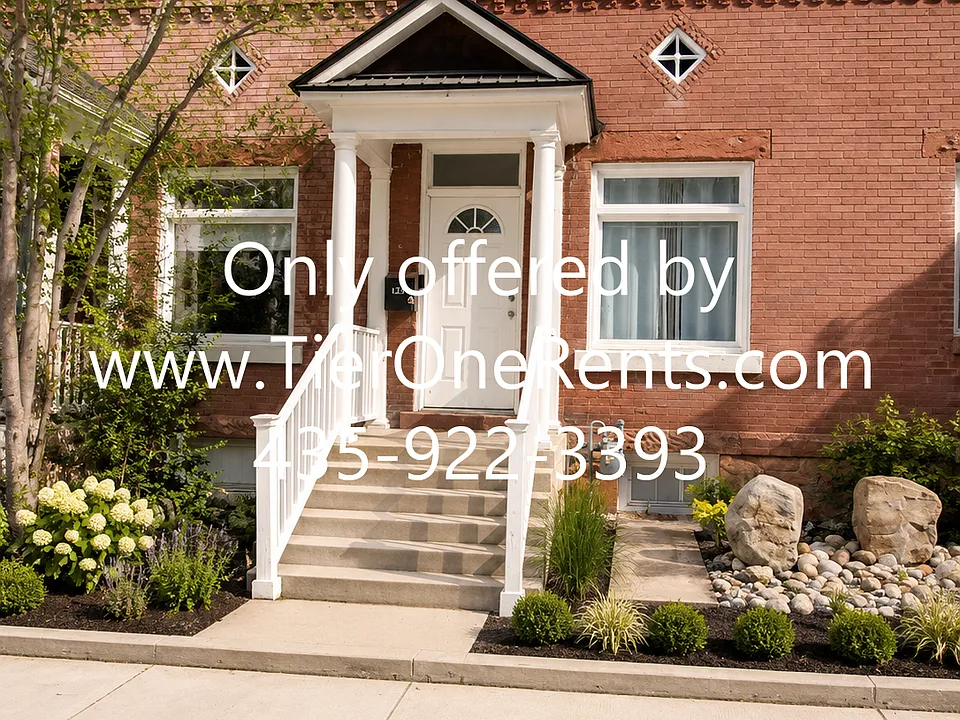 743 E Hawthorne Ave #743
