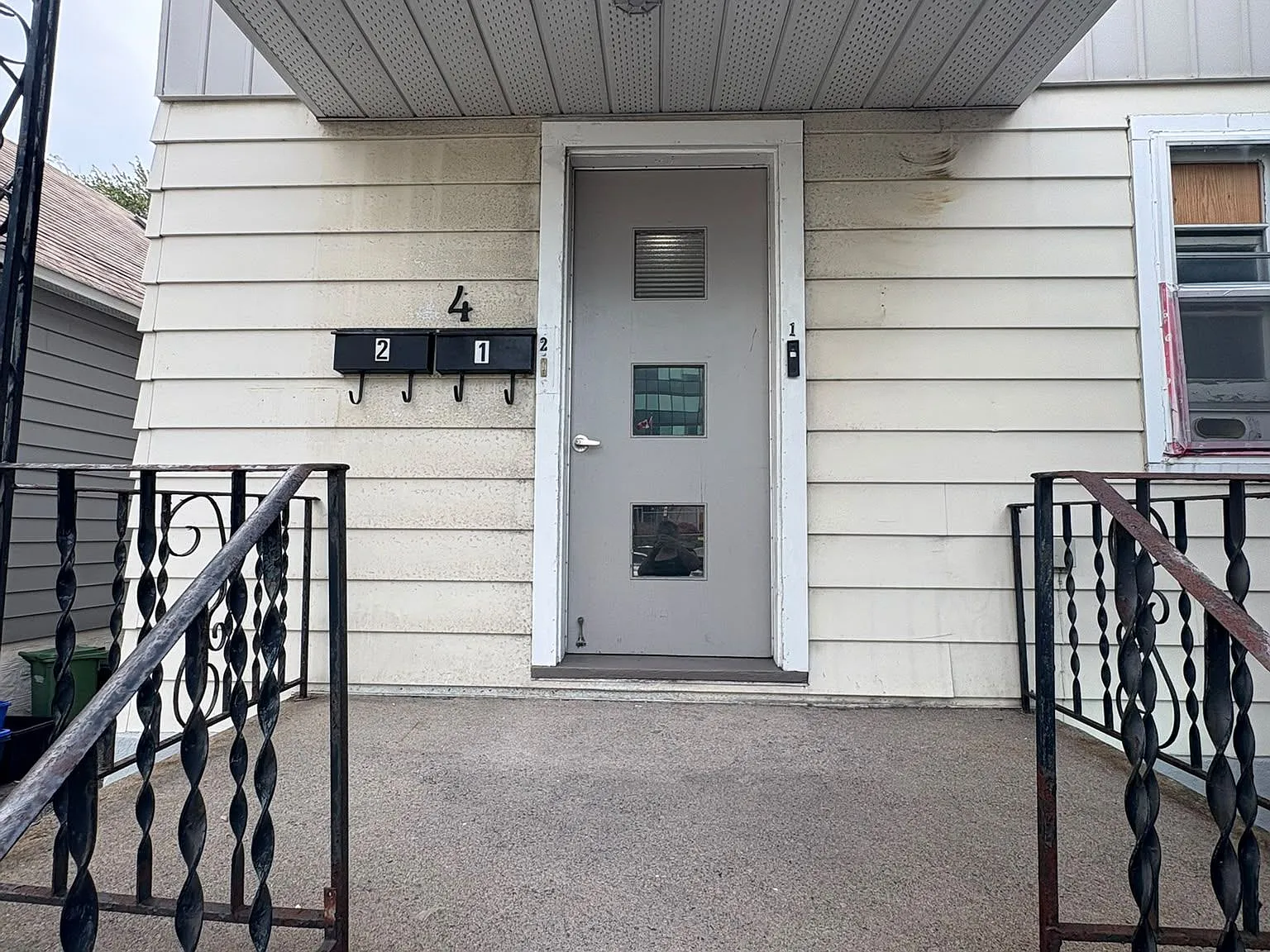 2 bed, $1,600 — Photo 3