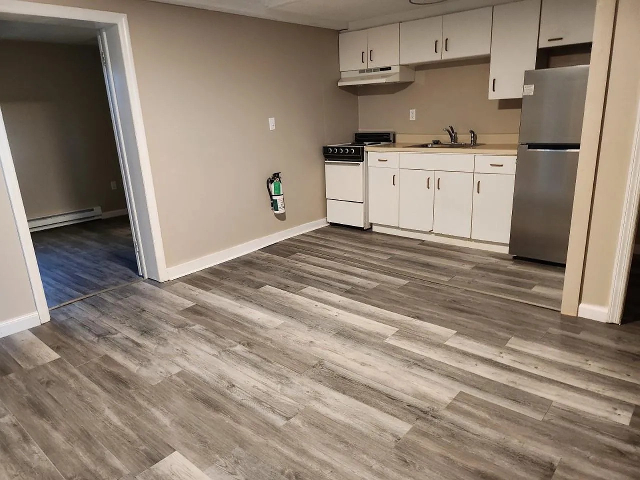 2 bed, 900 sqft, $1,325 — Photo 1