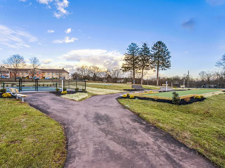 Apartments at Sanatoga Greene V — Photo 21