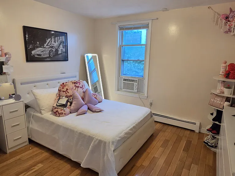 667 Saratoga St #2 — Photo 5