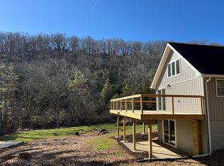 656 Wildlife Dr, Lost River, WV 26810