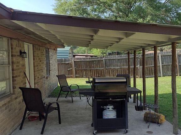 3rd image of 118 Juniper Dr