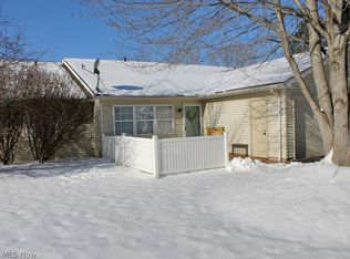 1385-2 Red Tail Hawk Dr #C, Youngstown, OH 44512