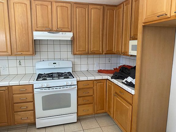 4th image of 1551 Minardi Ave