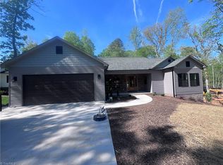 4874 Creeks Crossing Rd, Asheboro, NC 27205