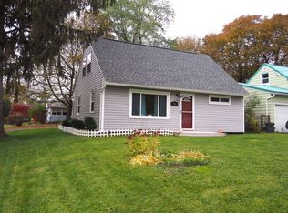 105 Northfield Dr, North Syracuse, NY 13212