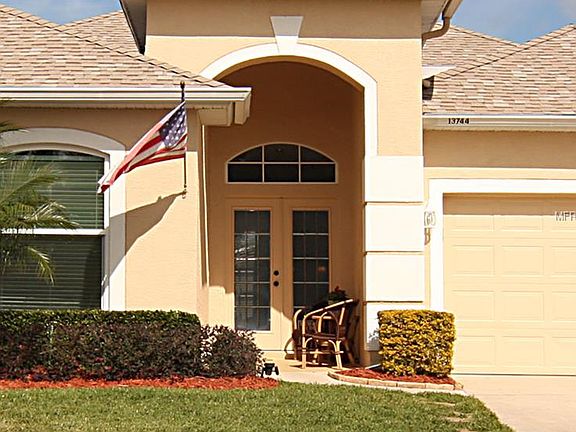 2nd image of 13744 Sunshowers Cir