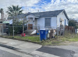2119 Robinson St, Bakersfield, CA