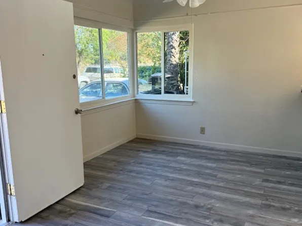 3653 N Clark St, Fresno, CA 93726