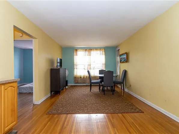 720 East 31st Street image 3 of 17