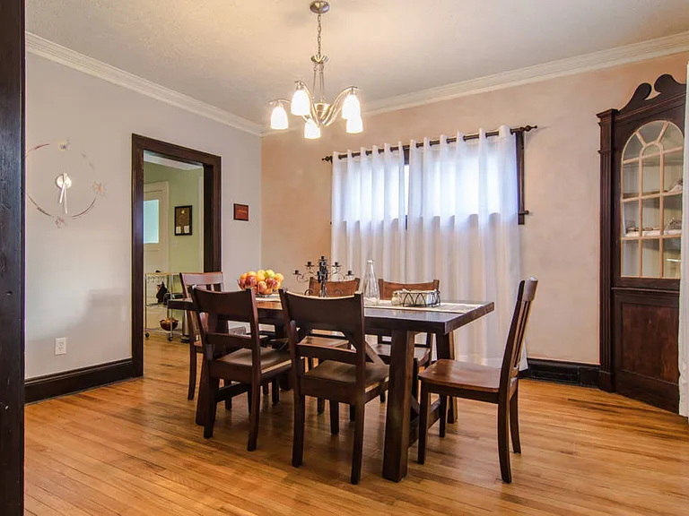 1551 Maple Rd — Photo 4
