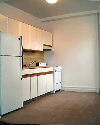 Rented by City Connections Realty | media 18