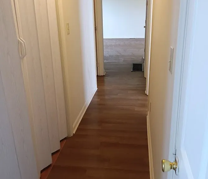 128 Henry Dr — Photo 6