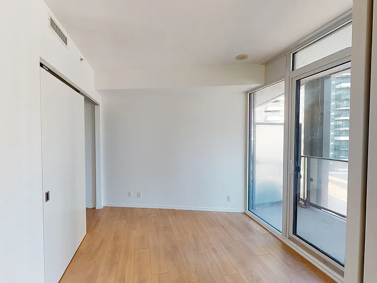 125 Peter St #1212 — Photo 4