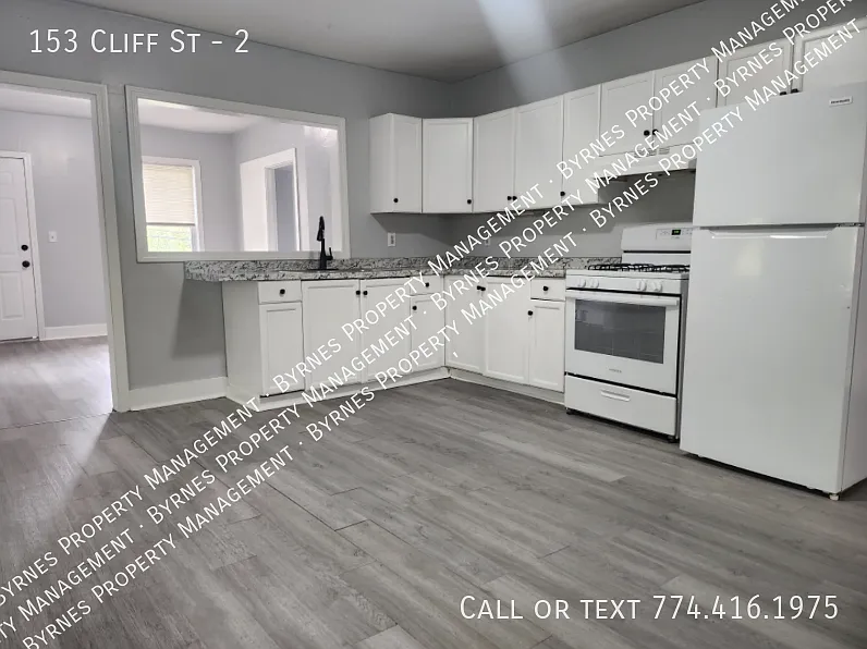 4 bed, $2,200 — Photo 2