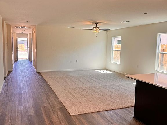 4th image of 1364 Eagle Ridge Dr