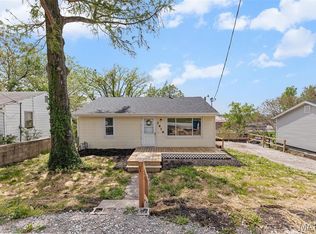 2619 Plainview Ter, Alton, IL 62002