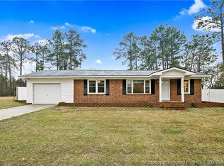 7573 Debbie St, Fayetteville, NC 28314