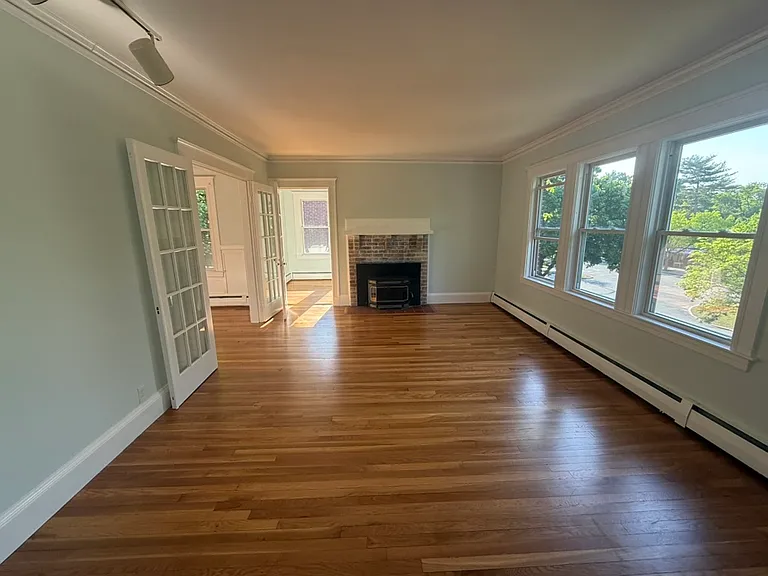 534-536 Commonwealth Ave #2 — Photo 8