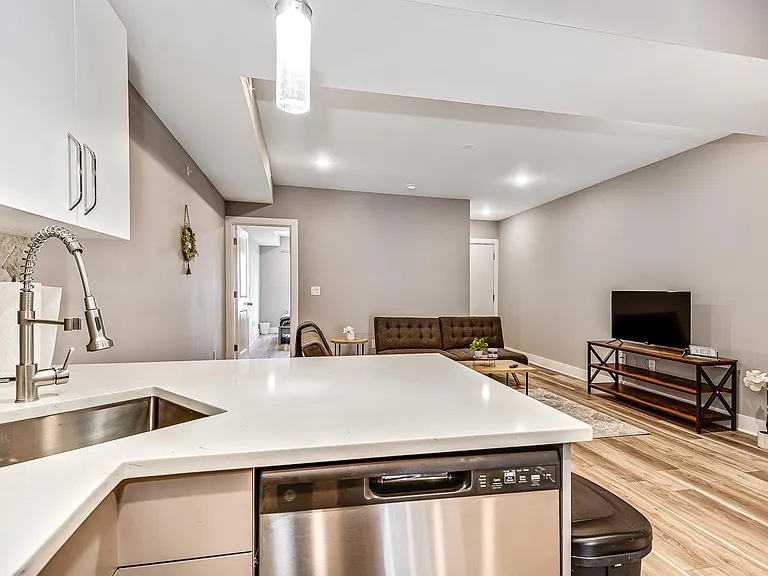 The Suites at Berks Reserve — Photo 33