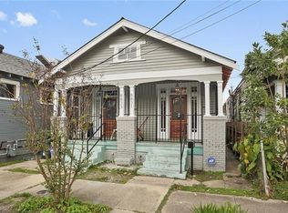 8831 Willow St, New Orleans, LA 70118