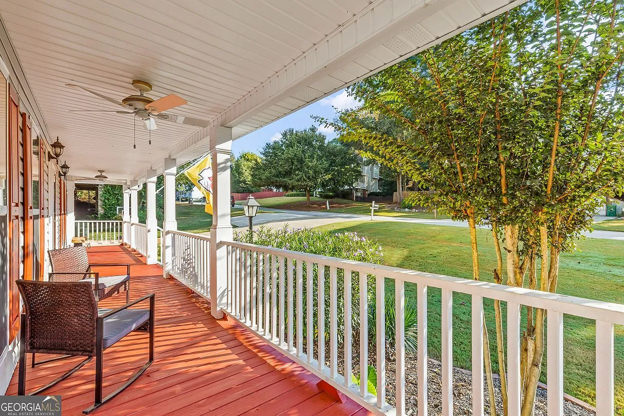 4 bed, 2.5 bath, 2920 sqft, $2,750 — Photo 4