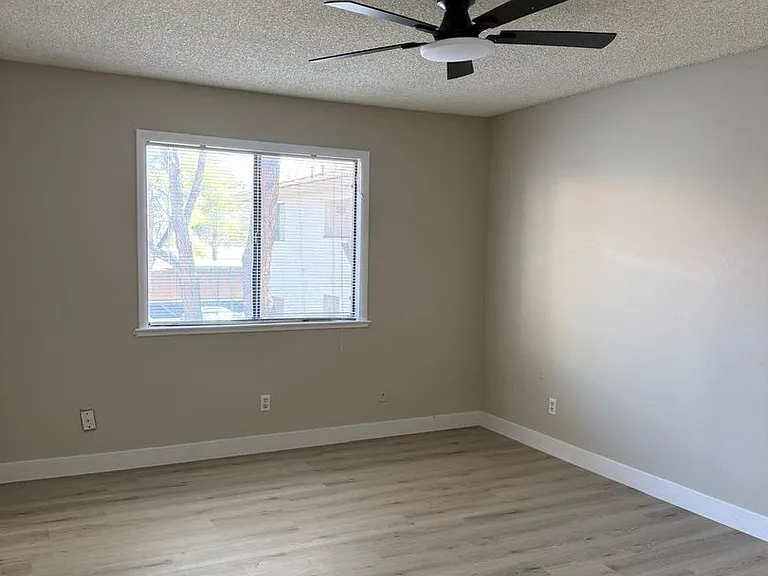 6673 W Tropicana Ave #201 — Photo 7