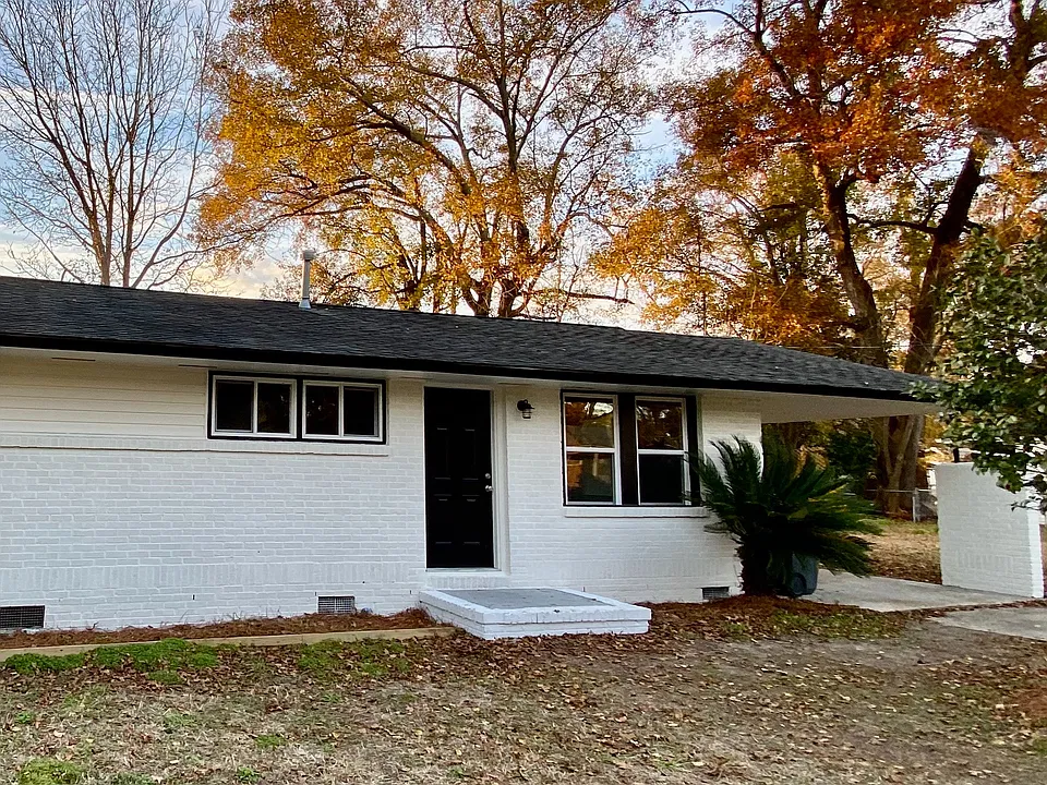 2626 Dellwood Ave