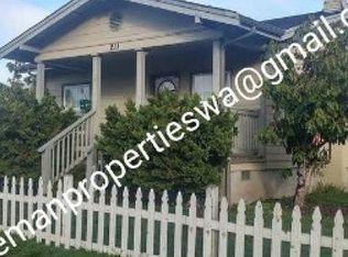211 W Cherry St #C, Centralia, WA 98531