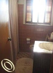 4th image of 8060 Cortland Ave