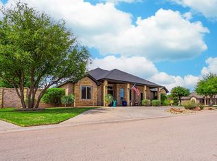 15 Candlelight Ln, Odessa, TX 79765