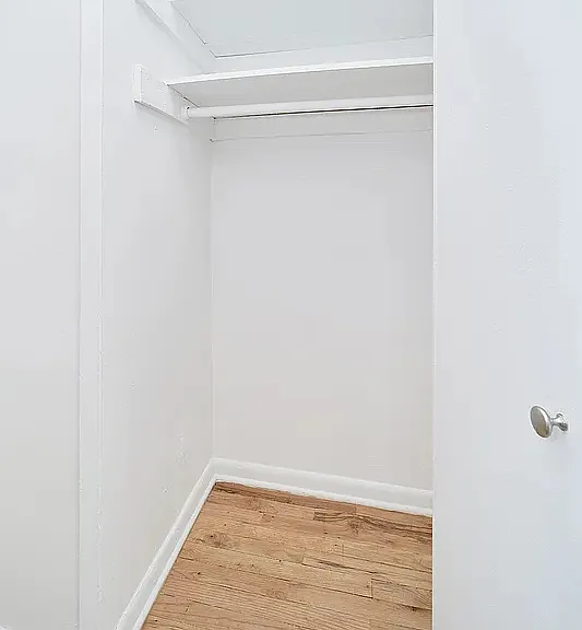 217 E 25th St #5D — Photo 5