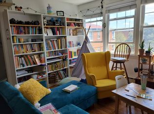 2422 W Farragut Ave APT 3A, Chicago, IL 60625